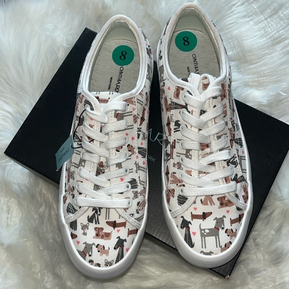 🆕 Cynthia Rowley Dog Printed Canvas Sneakers In White Size 8